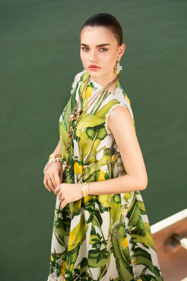 03ACloseup_c_2400x2400_768x1152.webp